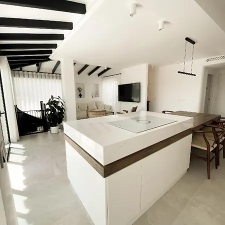 Βίλα Luxury In Puerto Banus Panoramic Mountain And Sea Views With Private Pool Μαρμπέλλα